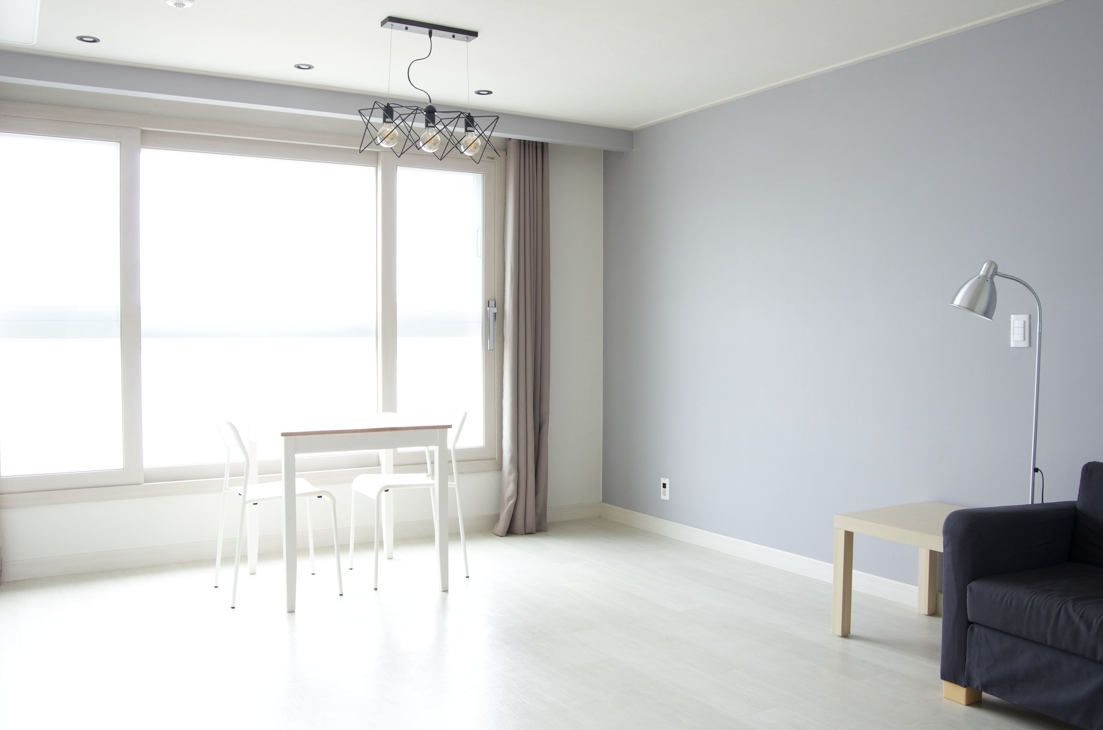 Deluxe Studio, Non Smoking, Beachfront | Living area | Flat-screen TV
