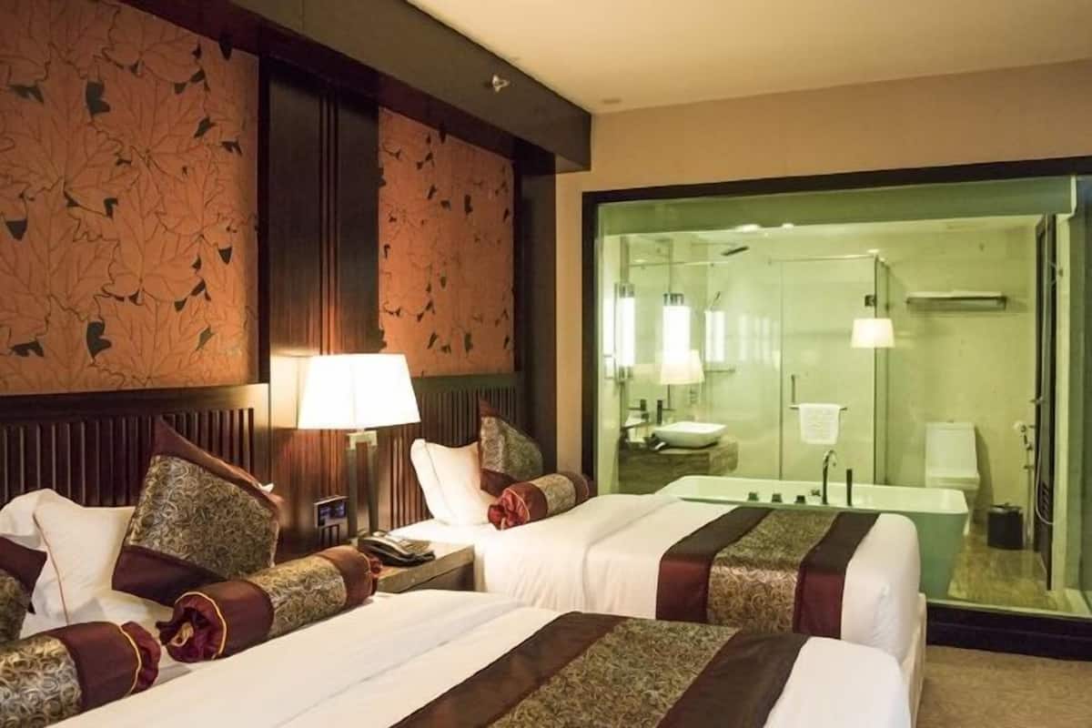 1 phòng ngủ, bộ đồ giường cao cấp, minibar, két bảo mật tại phòng
