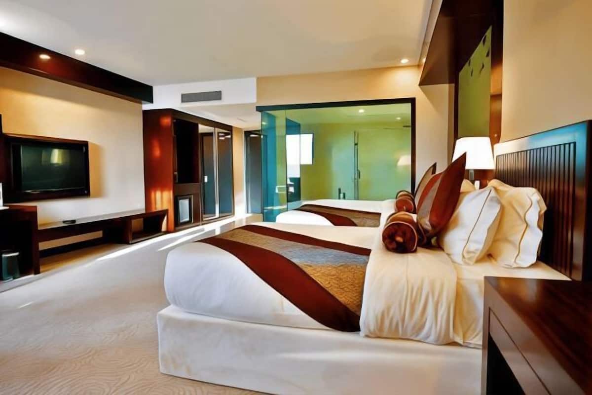 1 phòng ngủ, bộ đồ giường cao cấp, minibar, két bảo mật tại phòng