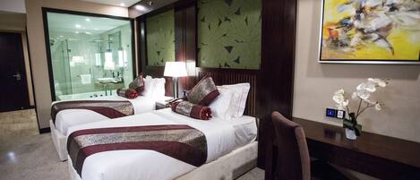 Camera Deluxe con 2 letti singoli | 1 camera, minibar, una cassaforte in camera, una scrivania