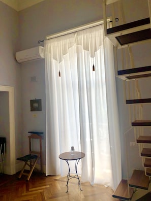 Egyptian cotton sheets, premium bedding, down duvets, memory-foam beds - B&B Stella Marina (Castellammare di Stabia)