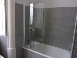 Bathroom - Hostel 402 (Figueira da Foz)