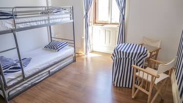 Basic Shared Dormitory, Shared Bathroom (Barraca Azul) | Individually decorated, individually furnished, iron/ironing board
