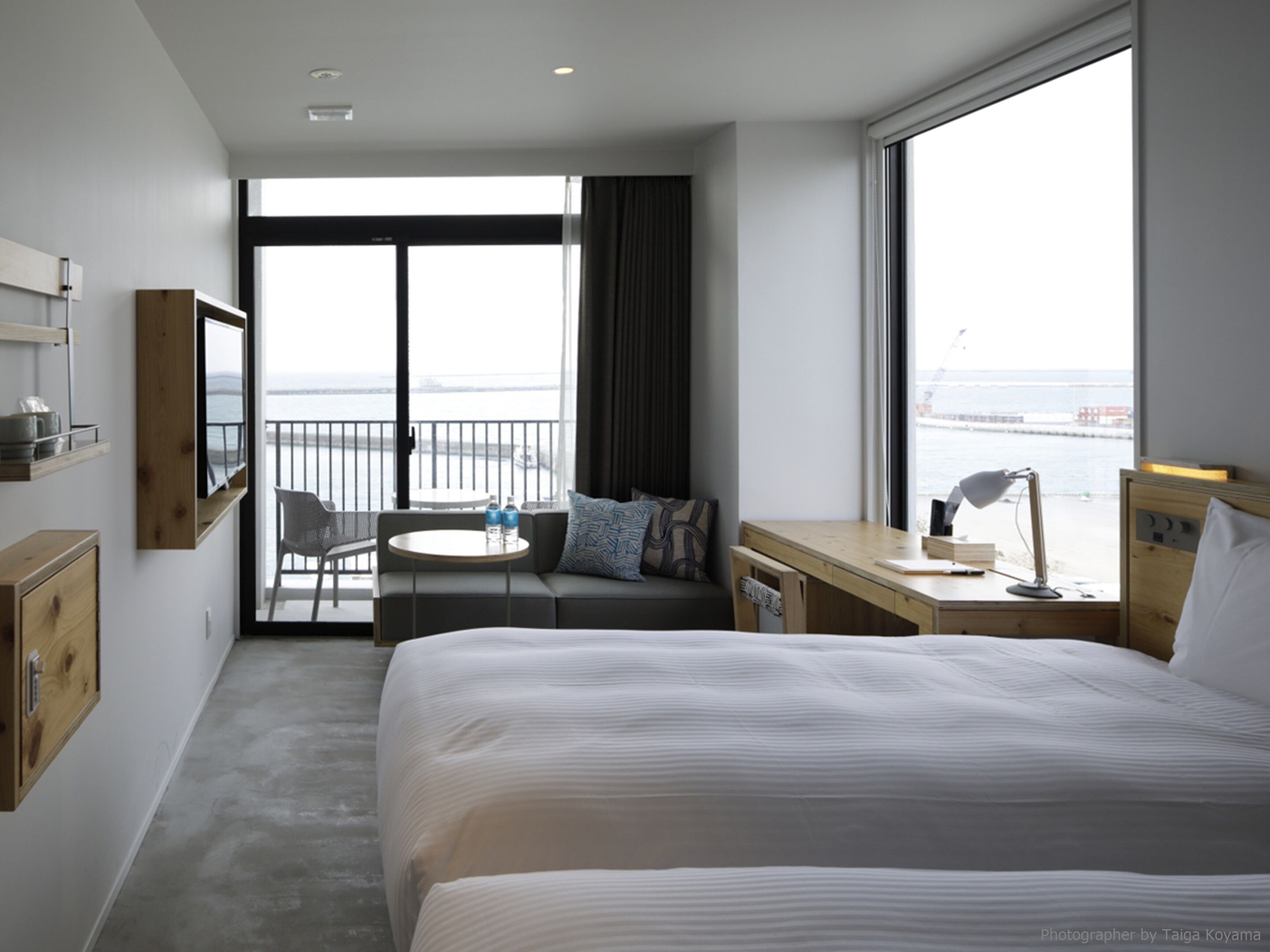 corner view twin (harbor view)  | in-room safe, individually furnished, blackout curtains, free wifi