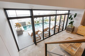 Outdoor pool - Hotel Locus (Miyakojima)