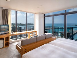 Superior Corner Twin | In-room safe, individually furnished, blackout drapes, free WiFi