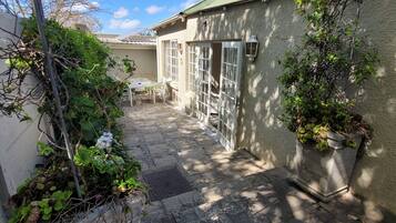 Luxury Bungalow, 2 Bedrooms | Terrace/patio