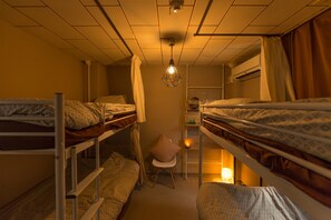 Shared Dormitory, Mixed Dorm