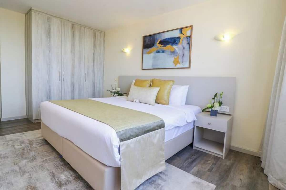 Egyptian cotton sheets, premium bedding, memory foam beds, in-room safe