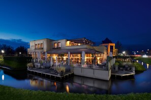 Fachada da propriedade