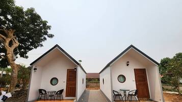 Standard Studio Suite | Free WiFi, bed sheets