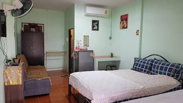 Standard Room, Non Smoking, Refrigerator & Microwave