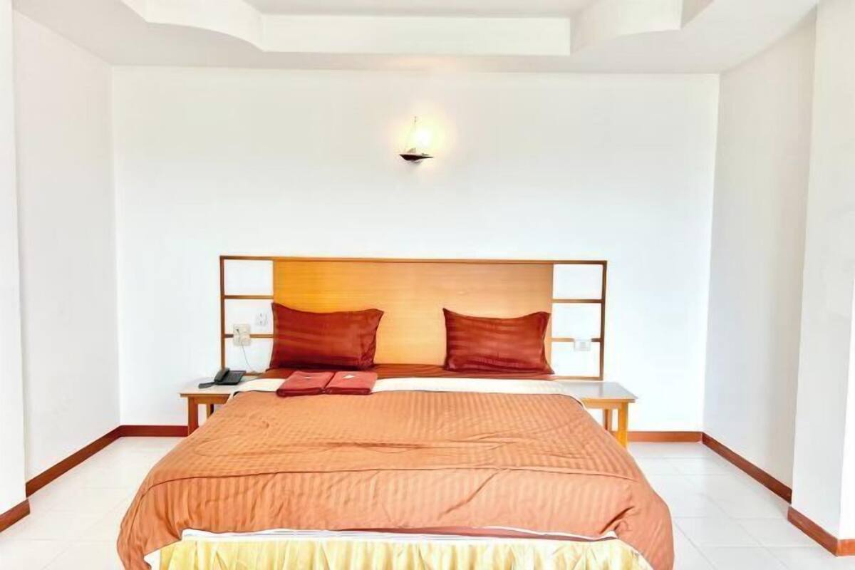 Schreibtisch, kostenloses WLAN, Bettwäsche