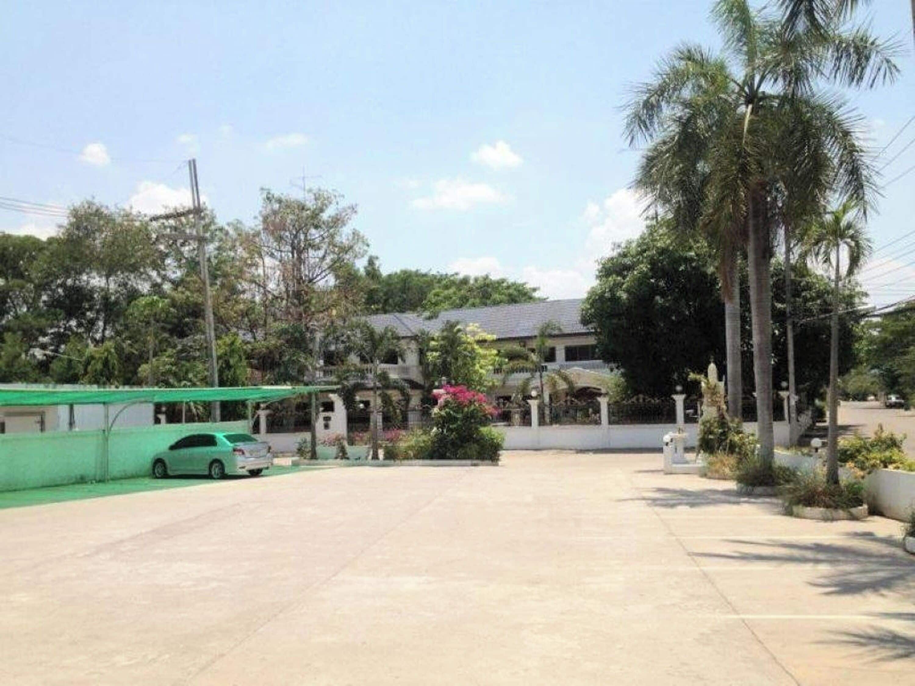 Mặt tiền nơi lưu trú