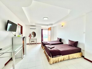 Family Room | 1 bedroom, desk, free WiFi