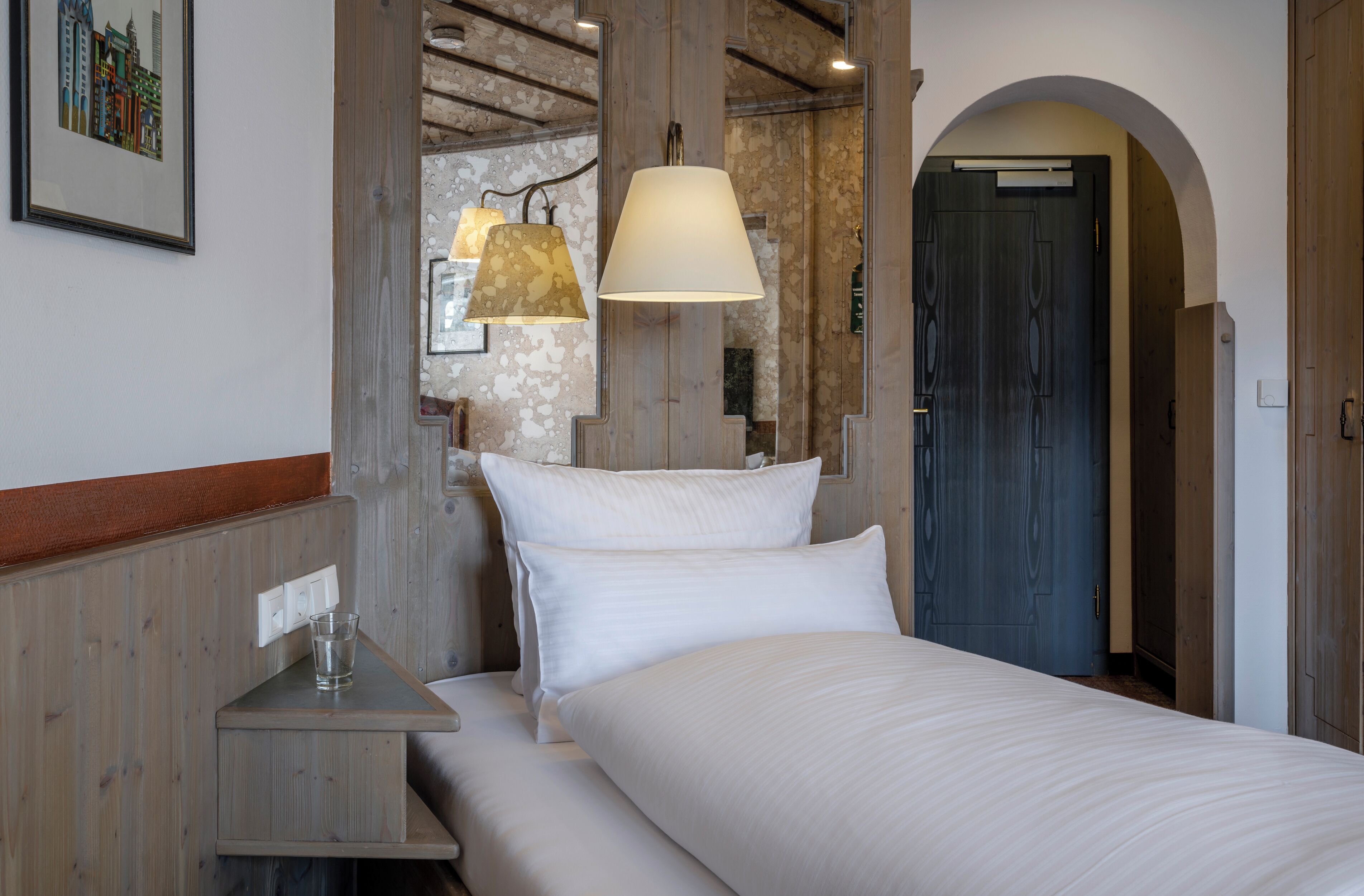 deluxe single room, balcony | 1 bedroom, premium bedding, minibar, in-room safe