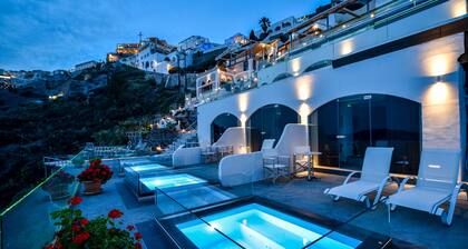 Kratiras View Luxury Suites