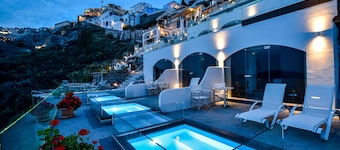 Kratiras View Luxury Suites