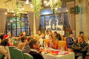 Der serveres morgenmad, frokost og aftensmad