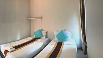 Deluxe Twin Room | Desk, blackout curtains, free WiFi