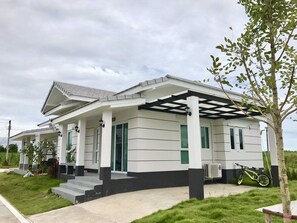 3-Bedrooms Villa | Terrace/patio