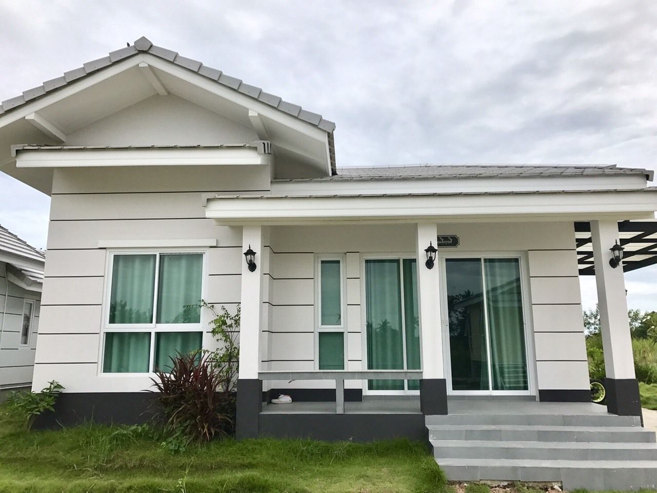 Minibar, wifi gratis y ropa de cama 