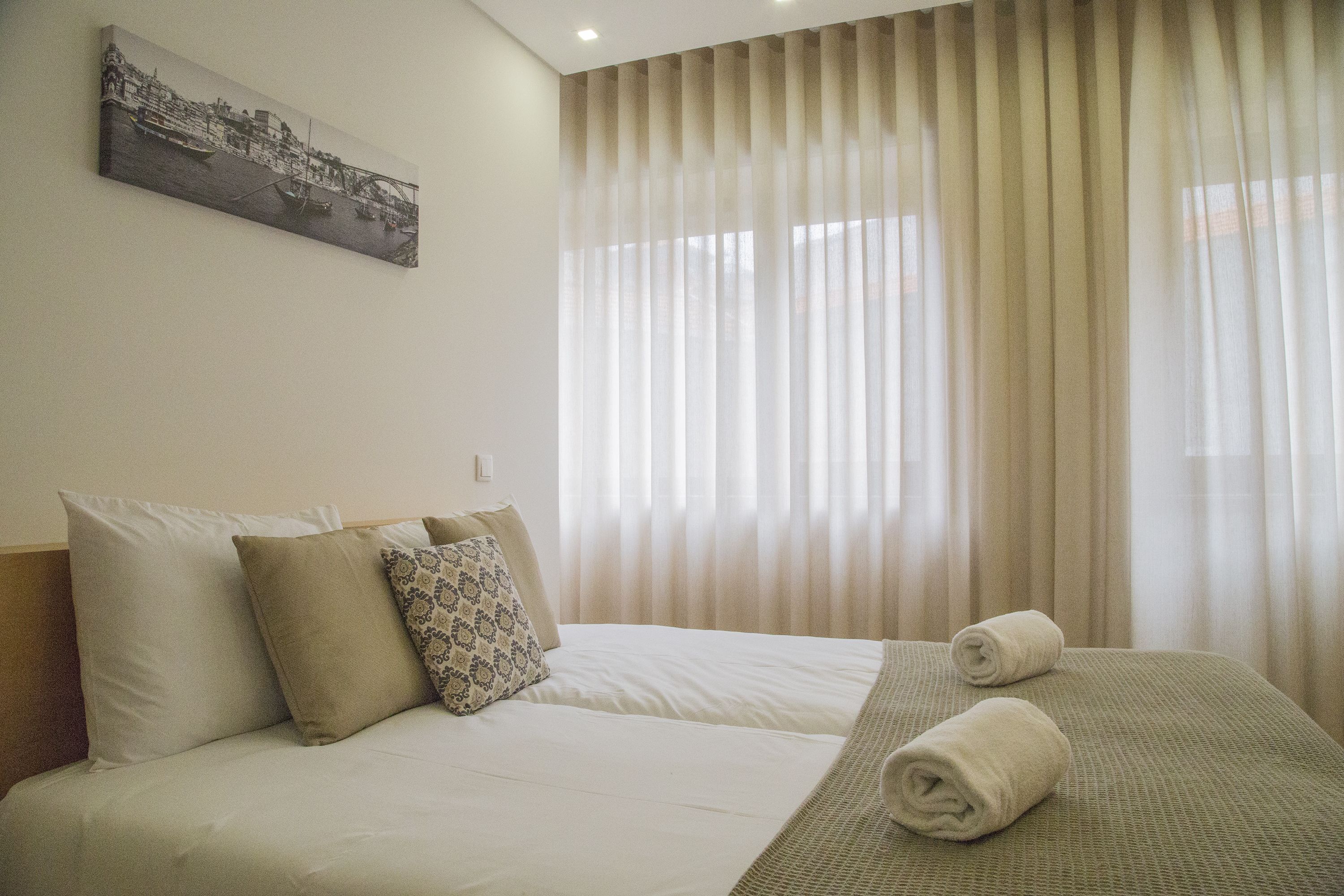 standard apartment, 2 bedrooms | iron/ironing board, free cots/infant beds, free wifi, bed sheets