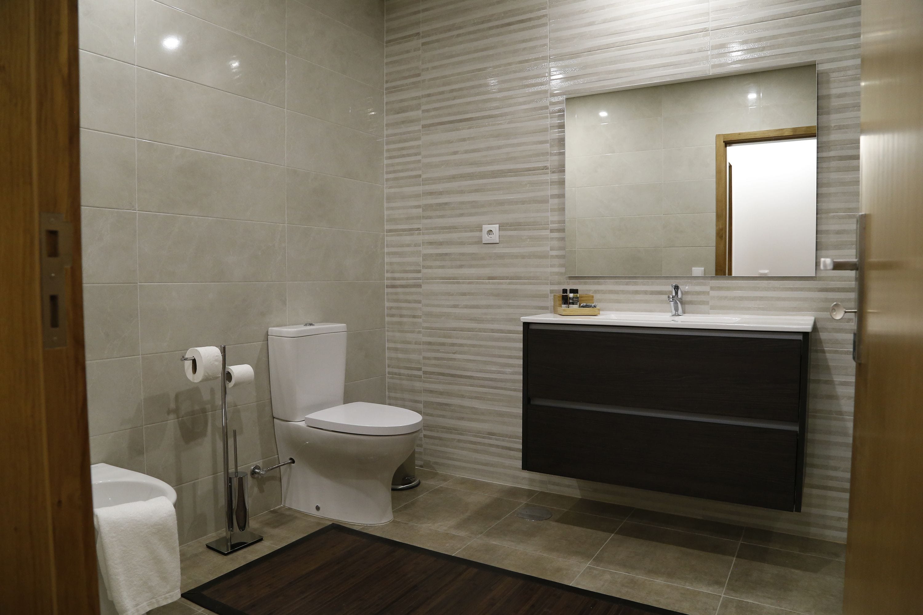 superior apartment, 2 bedrooms | bathroom | shower, hair dryer, bidet, towels