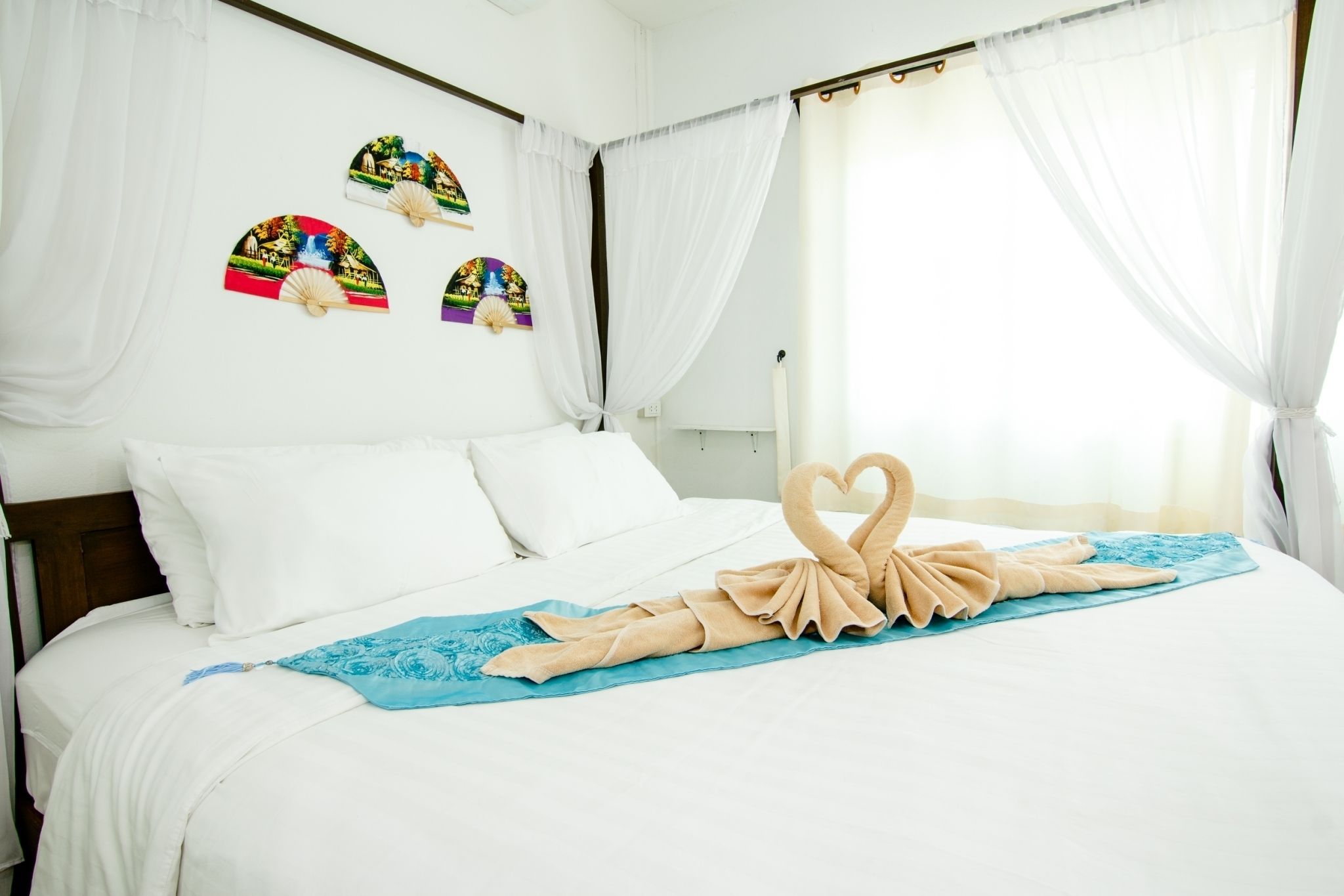 Rollaway beds, free WiFi