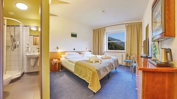 Minibar, in-room safe, desk, blackout curtains