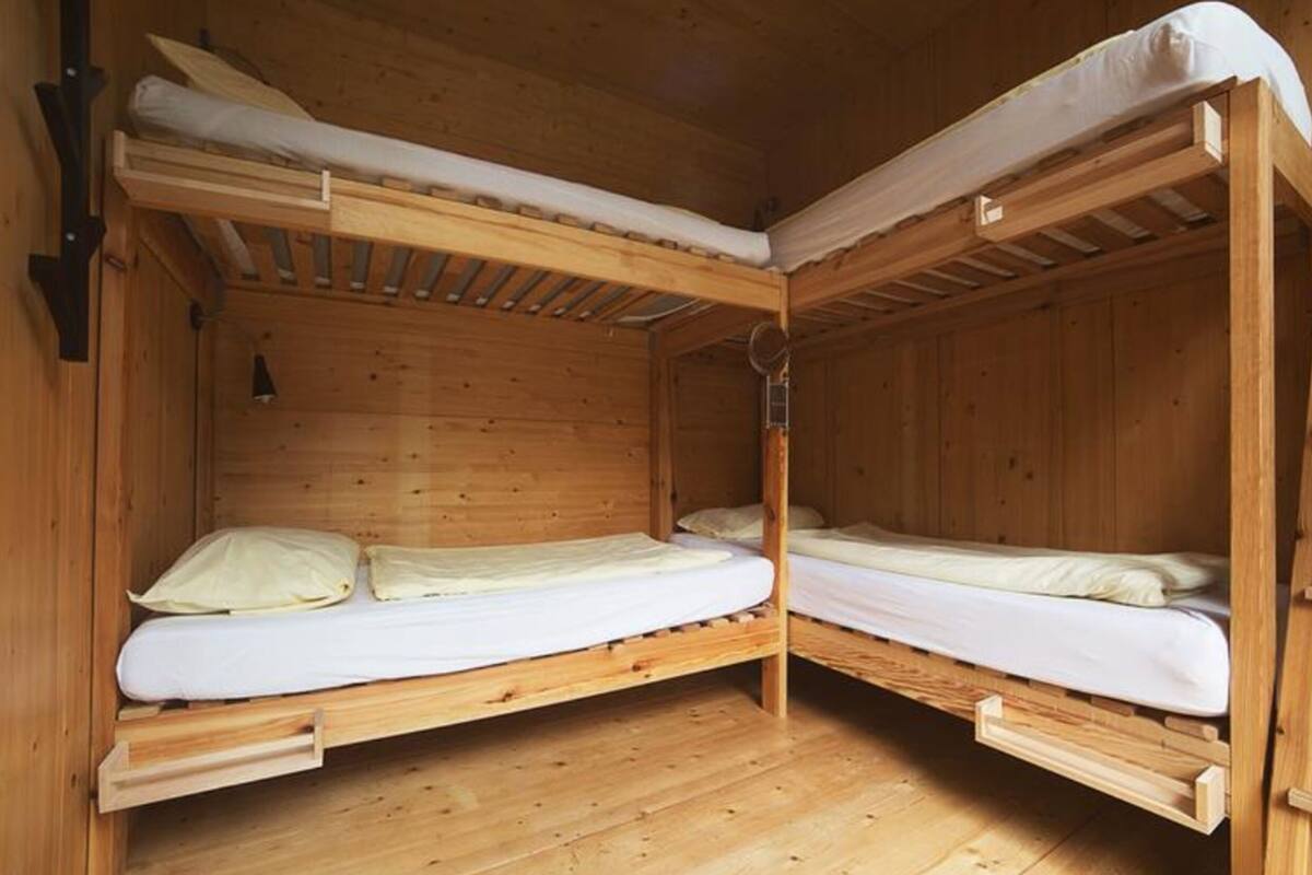 Cabaña, varias camas, baño compartido | Wifi gratis