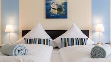 Comfort Double Room, Balcony | Hypo-allergenic bedding, desk, laptop workspace, free WiFi