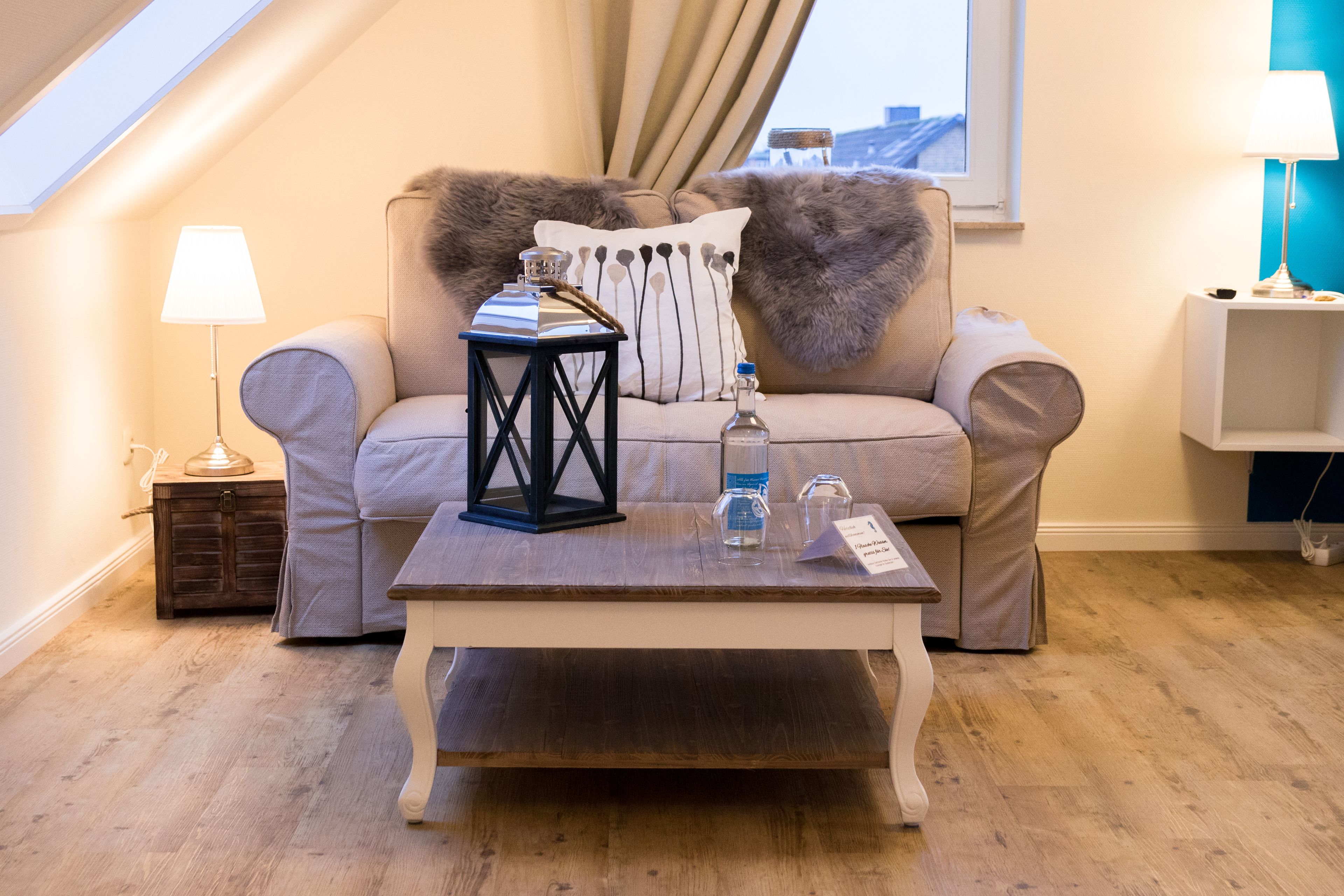 junior suite, 1 bedroom, balcony | living area | flat-screen tv