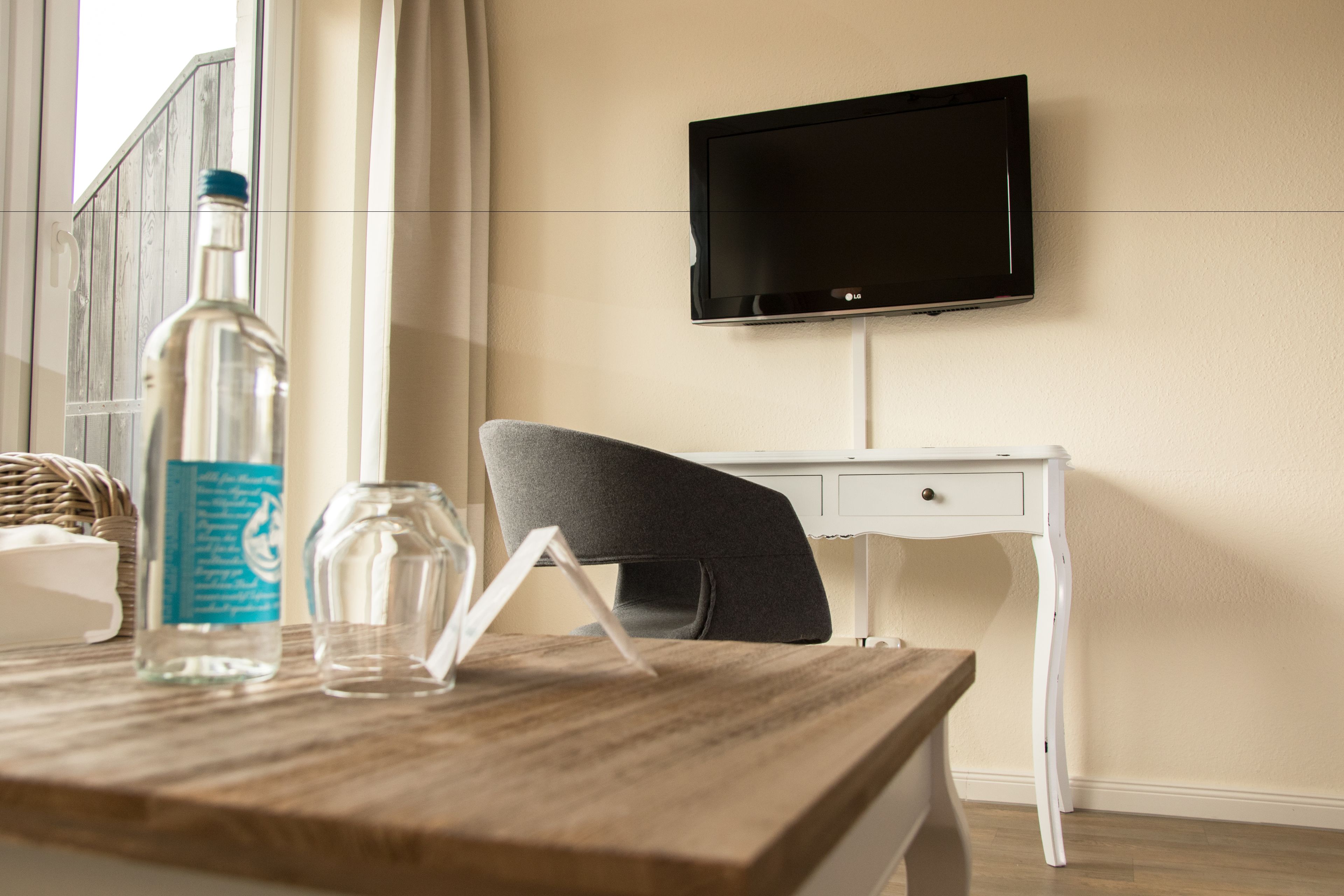 comfort double room, balcony | hypo-allergenic bedding, desk, laptop workspace, free wifi