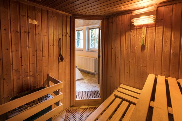 Phòng xông hơi sauna