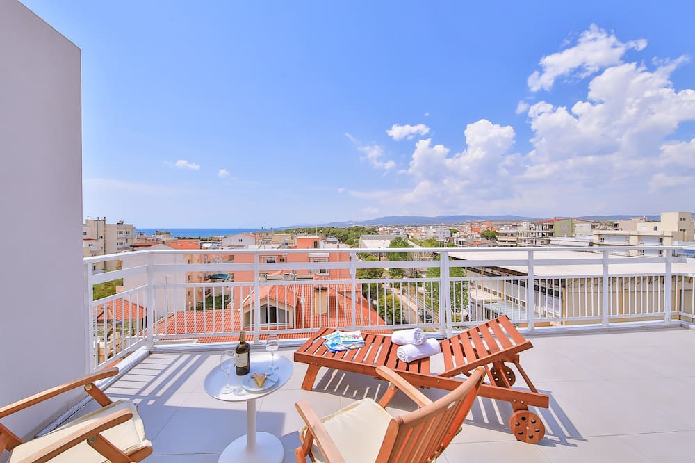 Dias Hotel