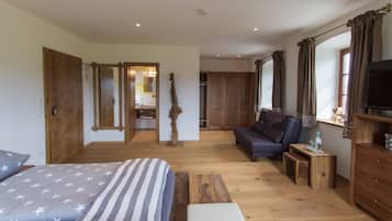 Soundproofing, cots/infant beds, rollaway beds, free WiFi