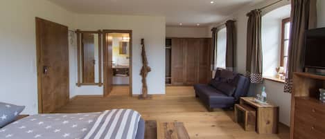 Soundproofing, cots/infant beds, rollaway beds, free WiFi