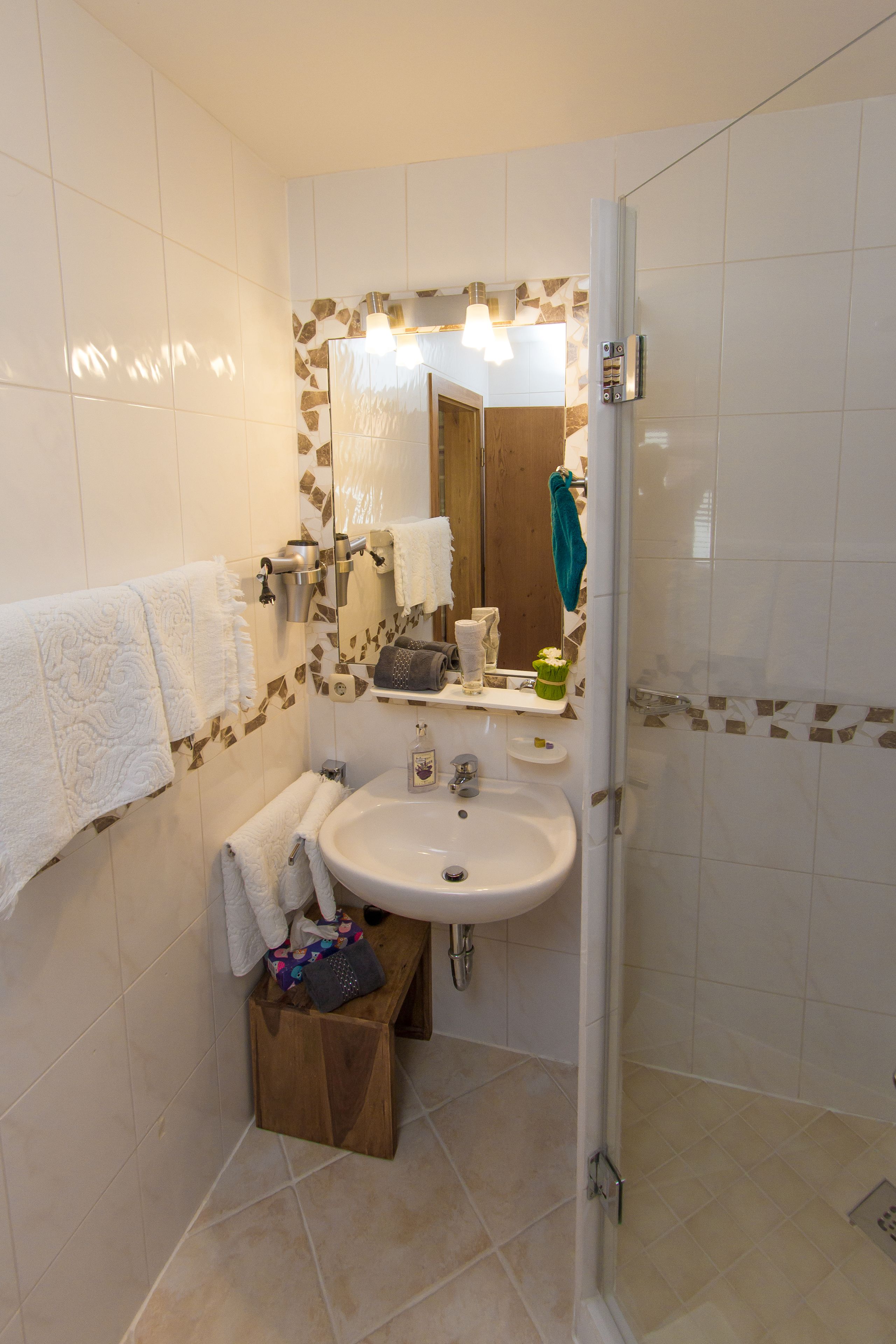 triple room, balcony | bathroom | shower, hair dryer, towels