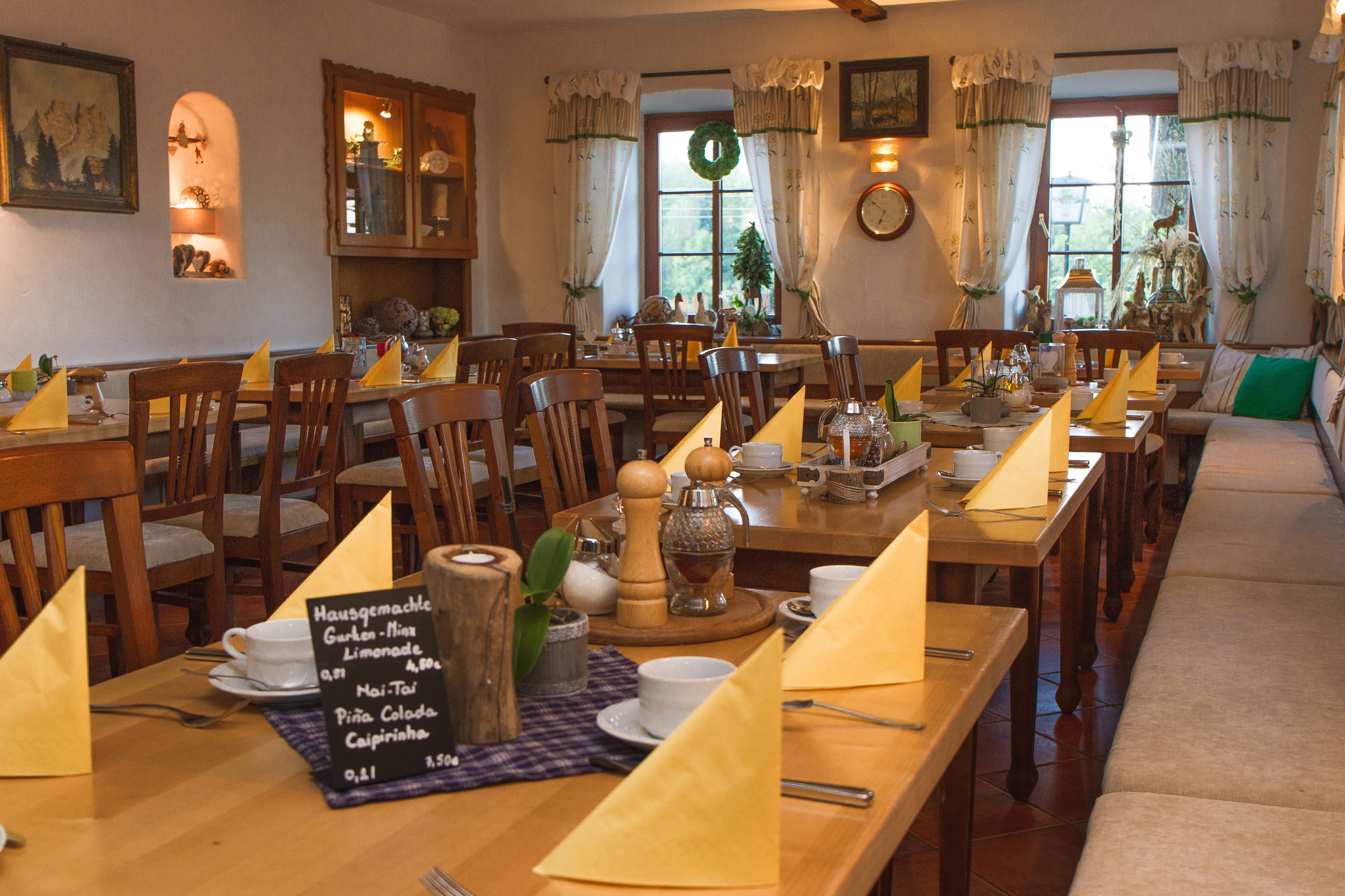 daily buffet breakfast (eur 8 per person)