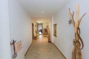 Hallway - Hotel Alpenblick (Riedering)