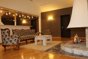 บริเวณนั่งเล่นที่ล็อบบี้