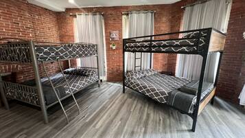 1 bedroom, premium bedding, WiFi