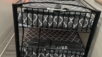 Apart Daire, Ortak Banyo (413) | 1 yatak odası, kaliteli yatak takımı, kablosuz İnternet