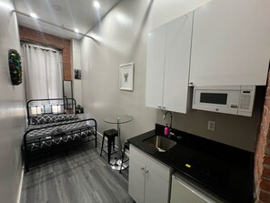 Zimmer, Gemeinschaftsbad (222 Private Room)