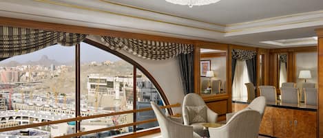 Royal Suite Partial Kaaba View \-VIP Lounge Access | Living room