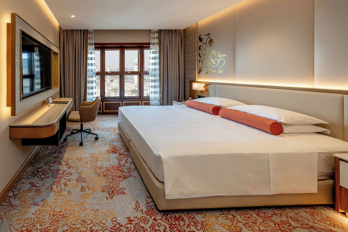 Premium bedding, minibar, in-room safe, desk