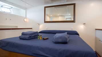 Exclusive-Suite, 1 Doppelbett, Meerblick | Schreibtisch, kostenloses WLAN