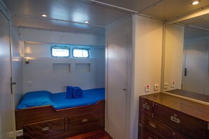 House, Multiple Beds, Ocean View (Cruise Boat)