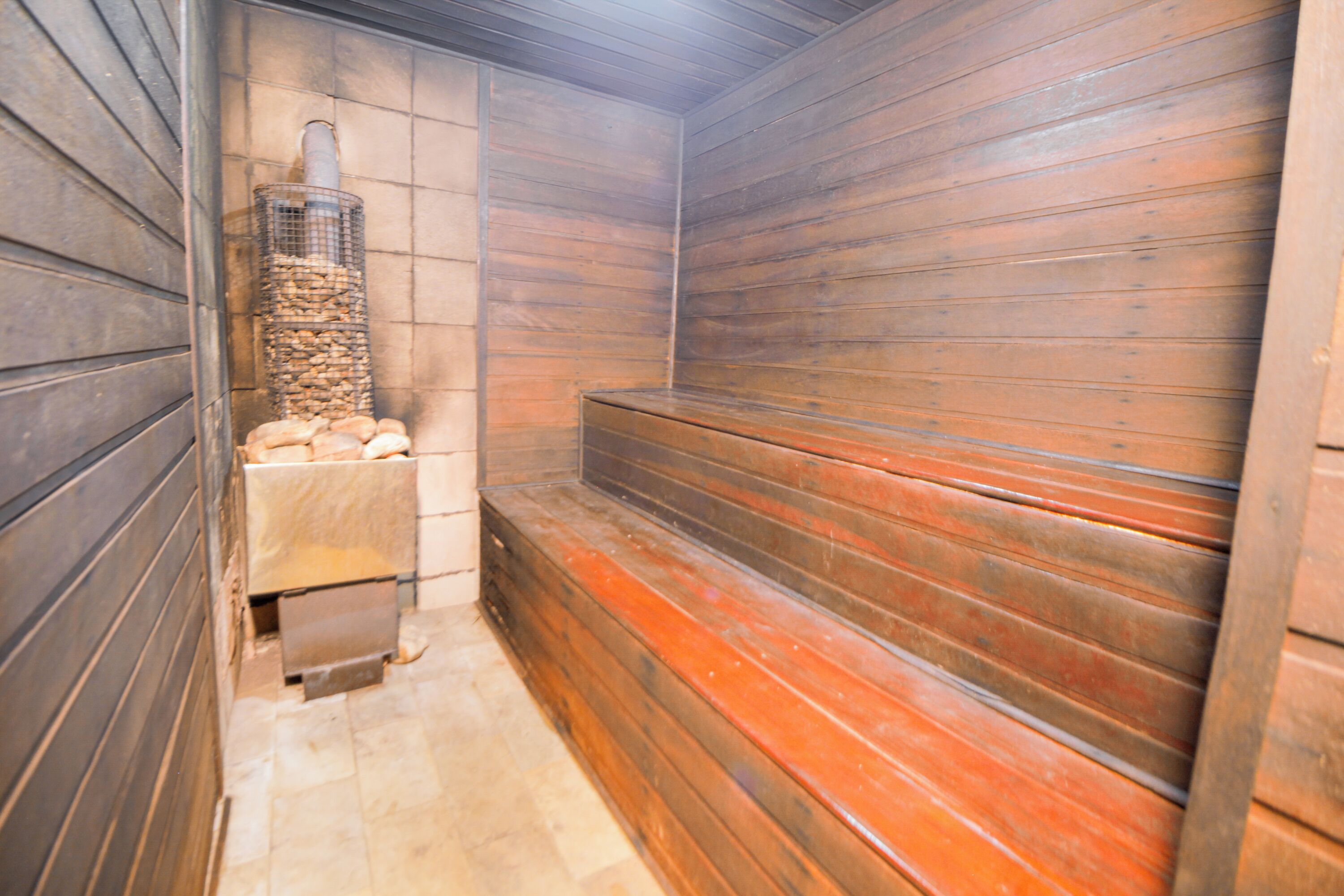 steam room